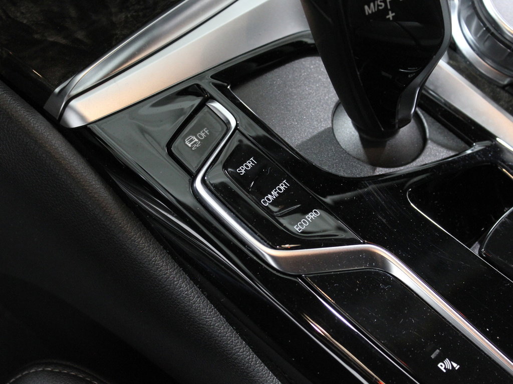 Certified 2023 BMW 530i xDrive 530i xDrive w/ Premium Package image 16