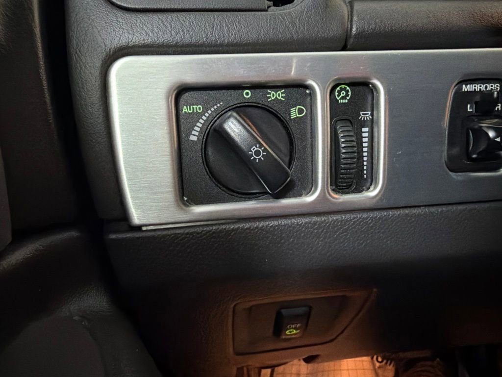 Used 2002 Ford Thunderbird RWD image 26