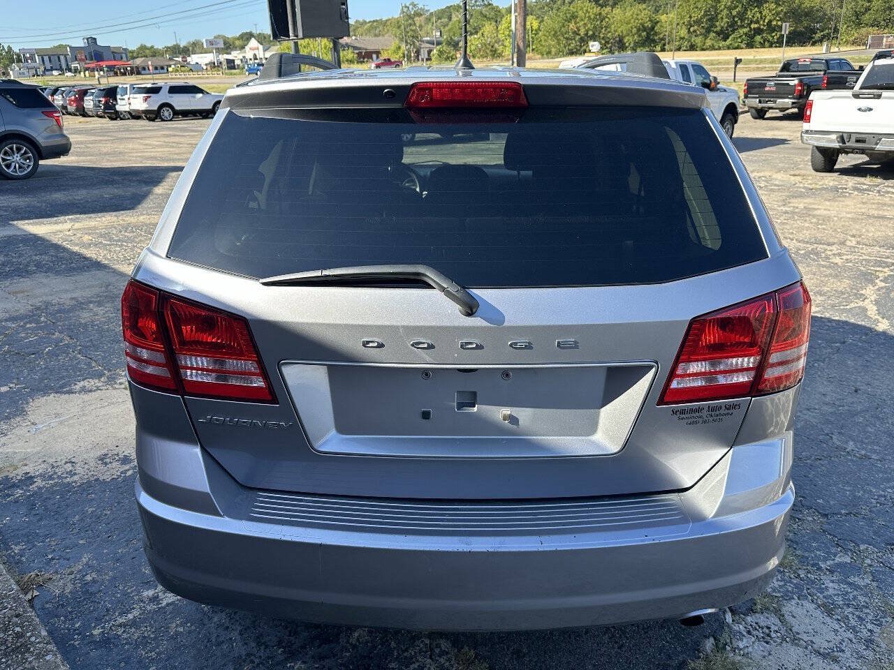 Used 2019 Dodge Journey SE FWD image 7