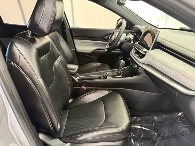 Used 2023 Jeep Compass Latitude w/ Sun and Sound Group image 20