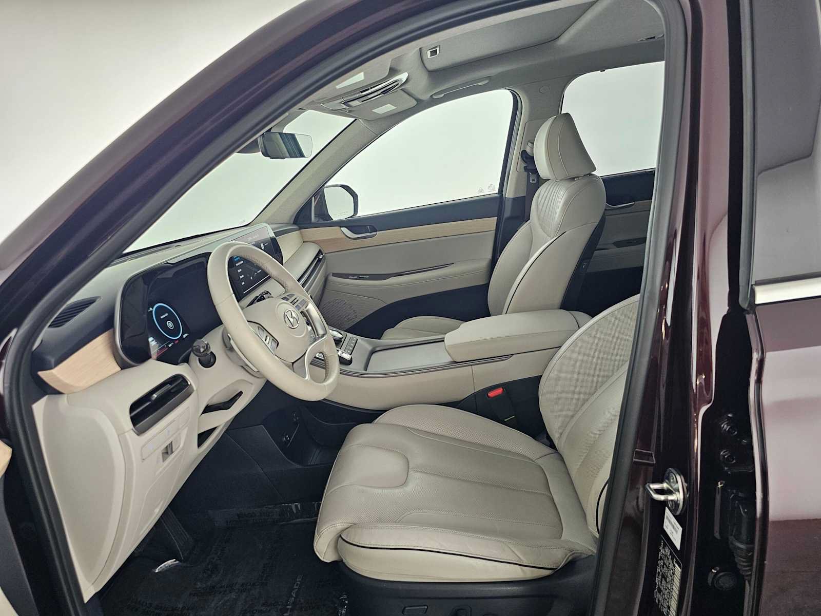 Used 2023 Hyundai Palisade Limited w/ Cargo Package FWD image 22