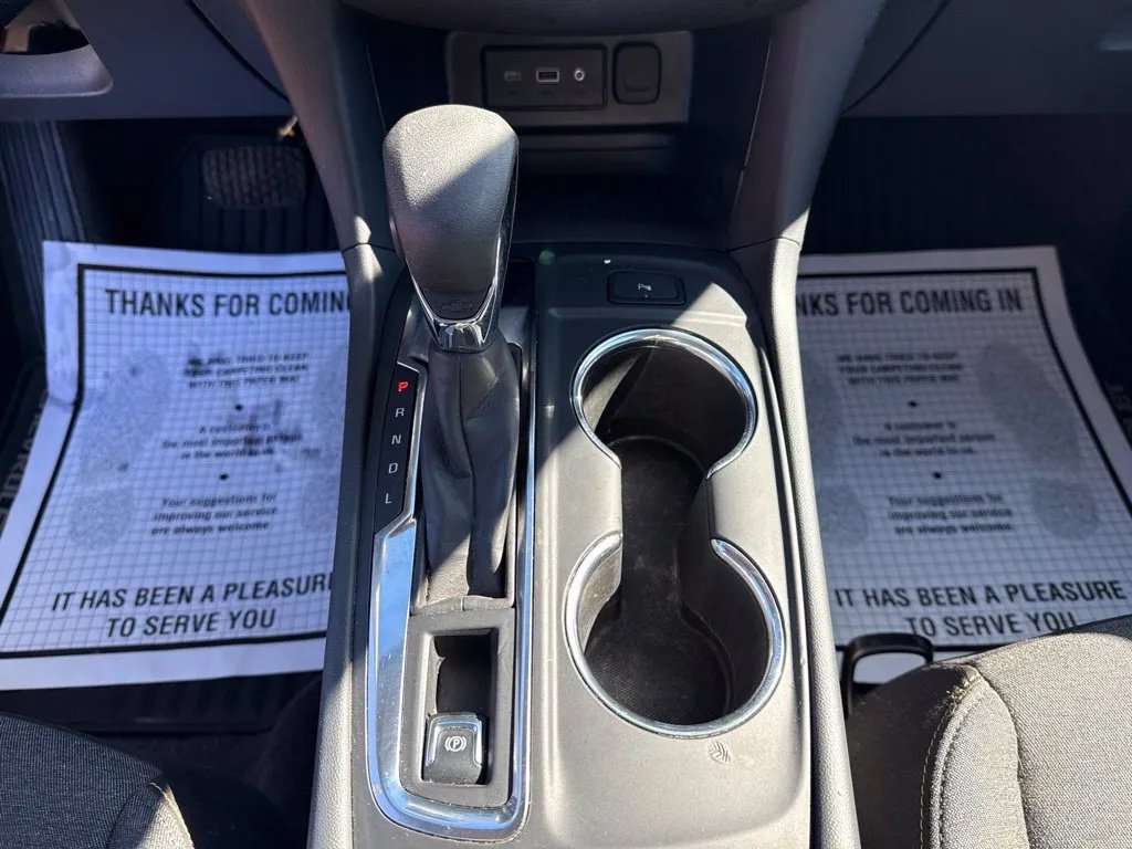 Used 2024 Chevrolet Equinox LT FWD image 26