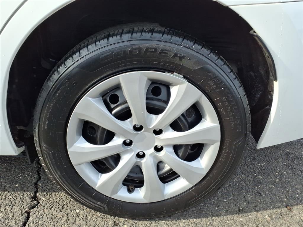 Used 2017 Toyota Corolla LE w/ Carpet Mat Package (TMS) image 16