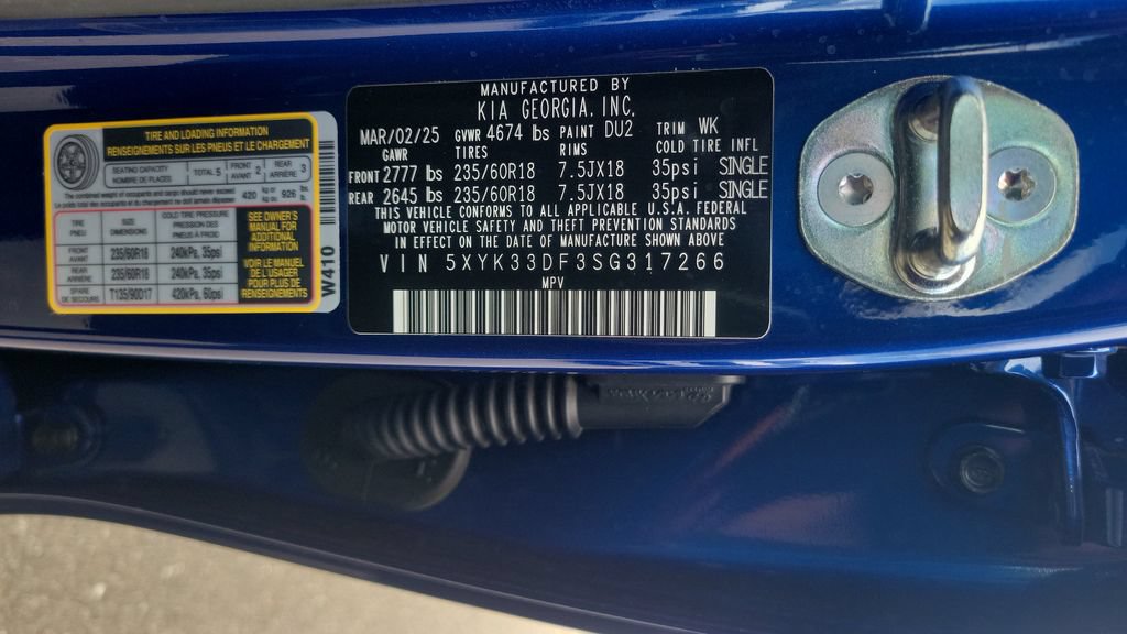Used 2025 Kia Sportage EX FWD image 40
