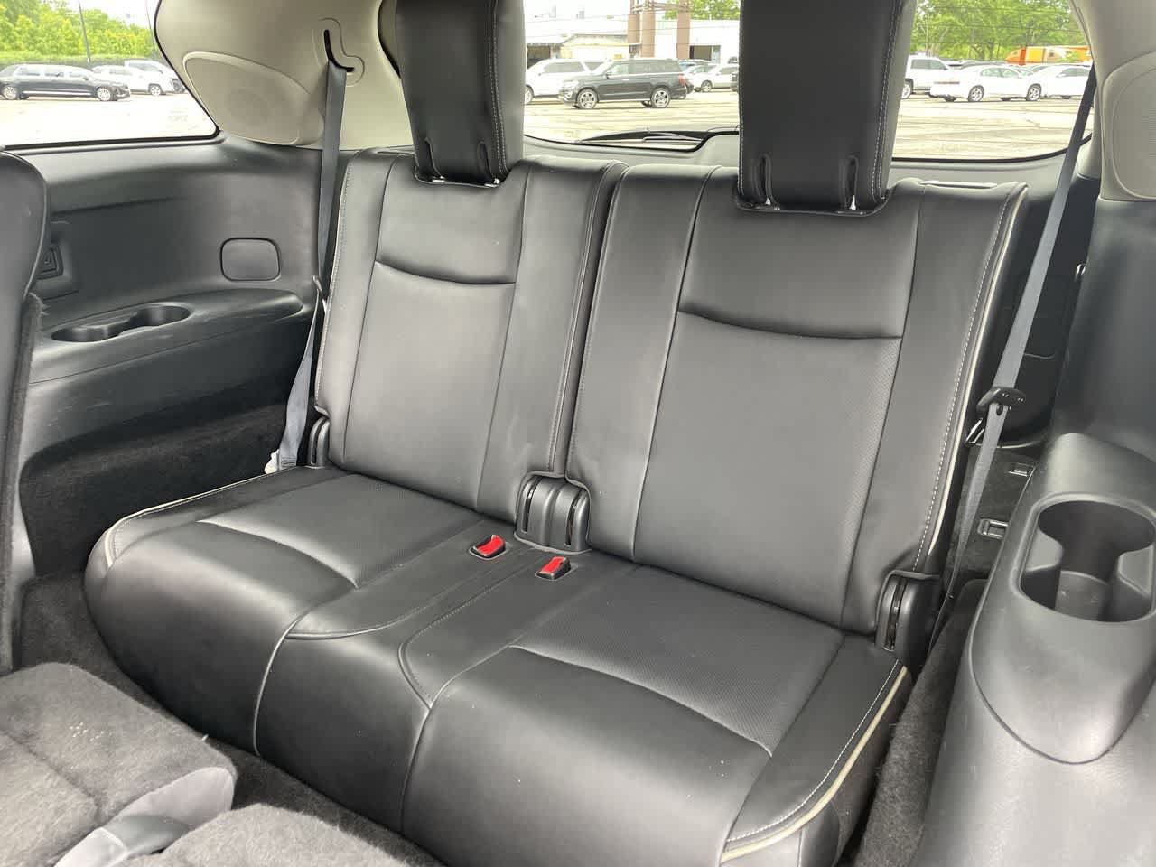 Used 2019 INFINITI QX60 Luxe w/ Essential Package AWD/4WD image 19