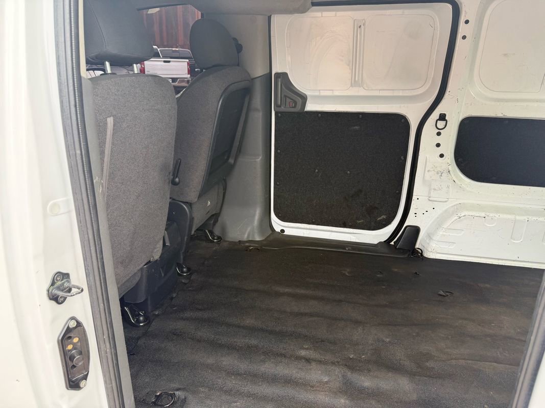 Used 2021 Nissan NV200 S w/ Back Door Glass Package image 21