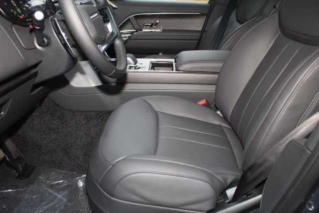New 2026 Land Rover Range Rover Long Wheelbase SE image 20