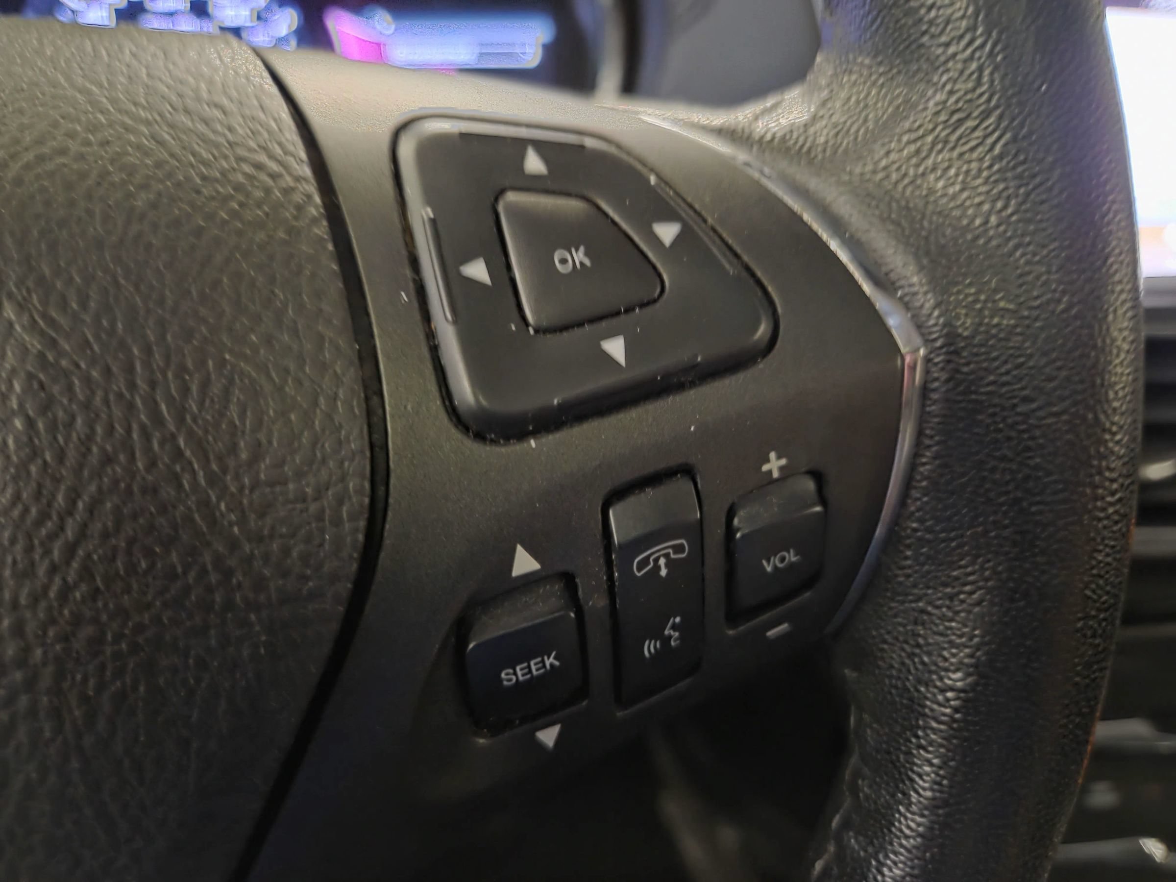 Used 2019 Lincoln MKT AWD image 19
