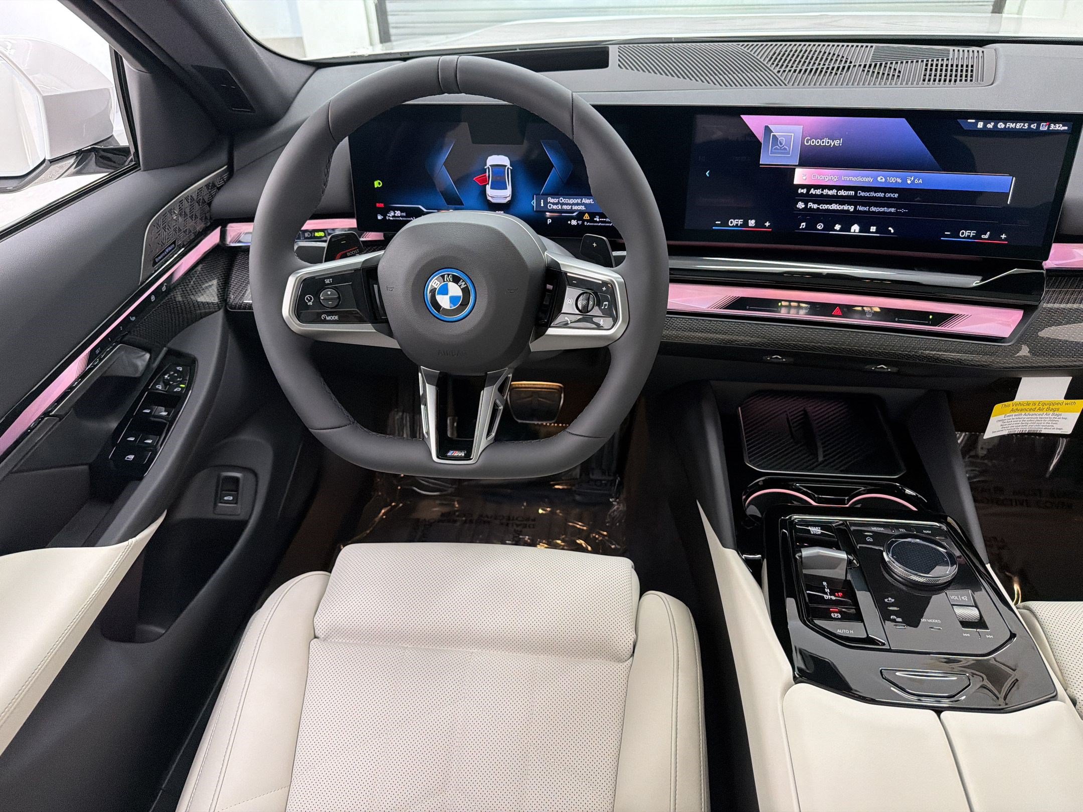 New 2027 BMW 550e xDrive w/ Premium Package AWD/4WD image 32