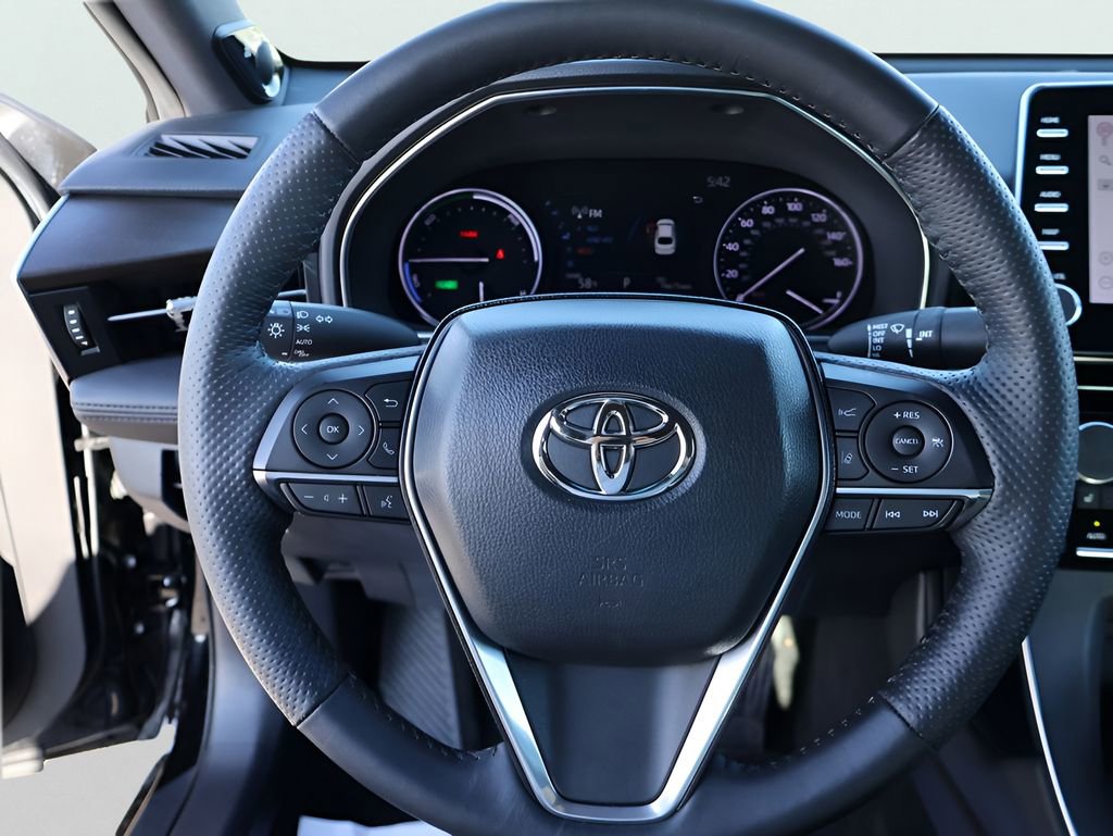Used 2021 Toyota Avalon Limited w/ Advanced Safety Package FWD image 30