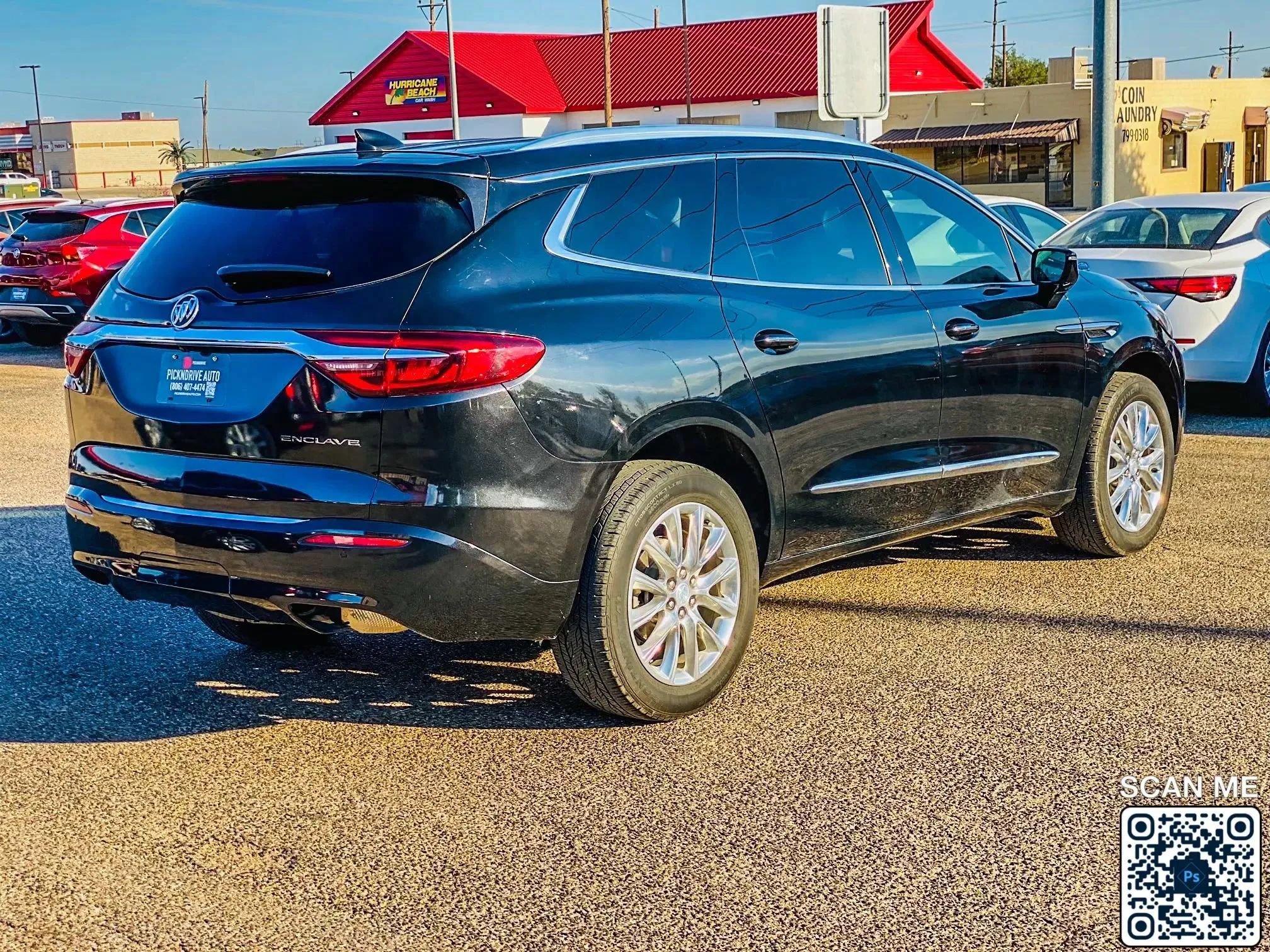 Used 2021 Buick Enclave Essence w/ Sound and Sites Package FWD image 7