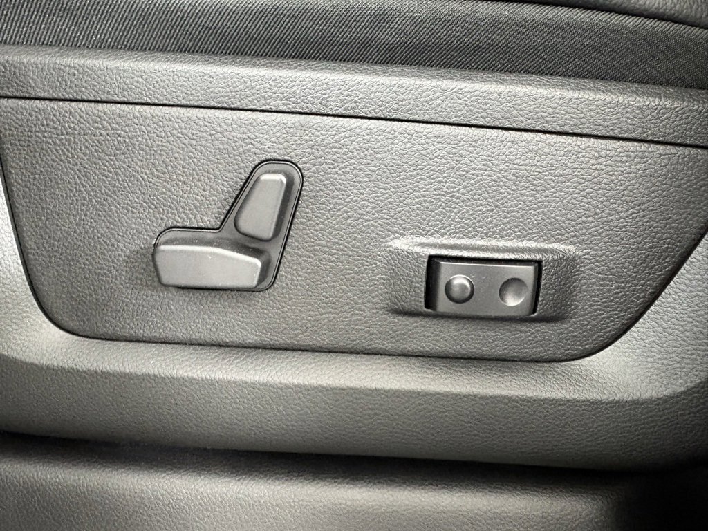 Used 2026 RAM 3500 Laramie w/ Towing Technology Group image 14