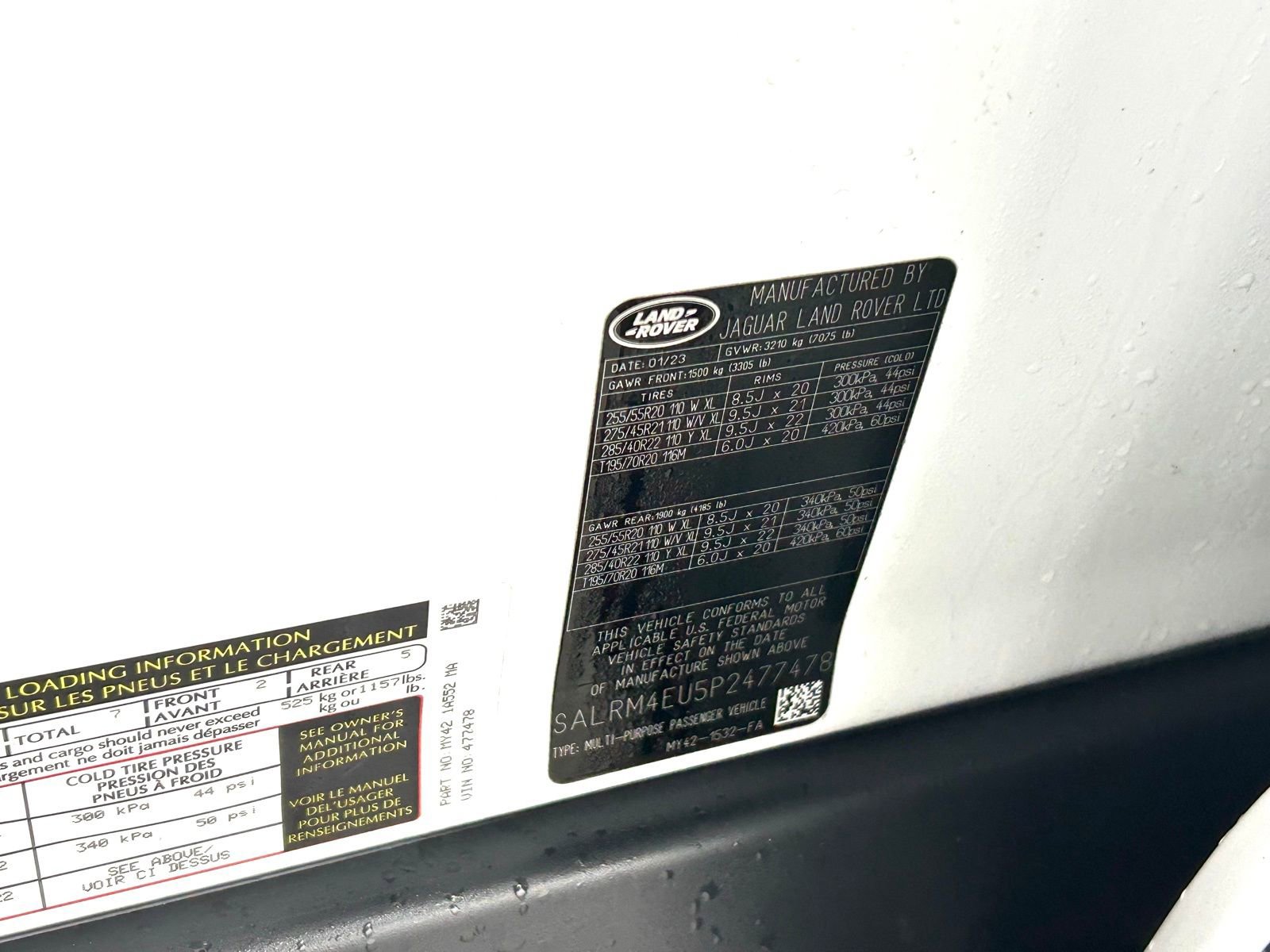 Used 2023 Land Rover Discovery HSE R-Dynamic image 32