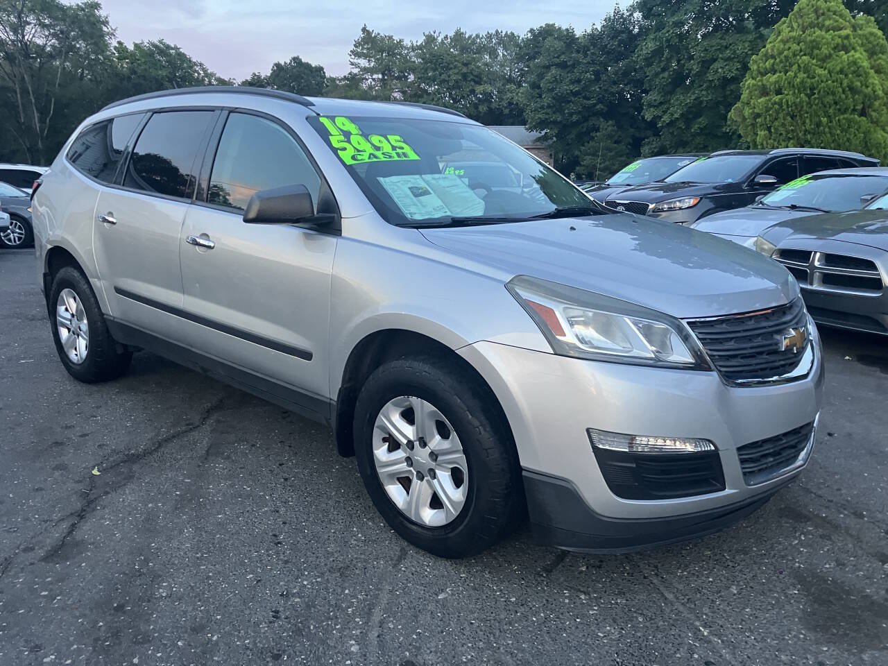 Used 2014 Chevrolet Traverse LS FWD image 5