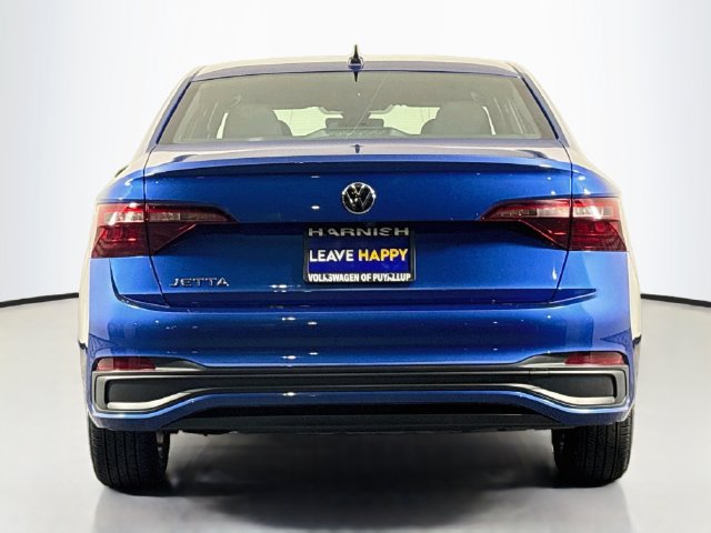Used 2024 Volkswagen Jetta Sport FWD image 6