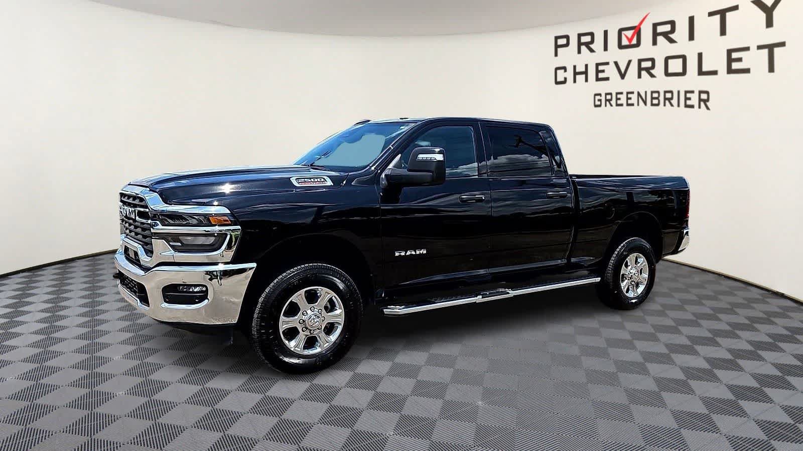 Used 2025 RAM 2500 Big Horn AWD/4WD image 4