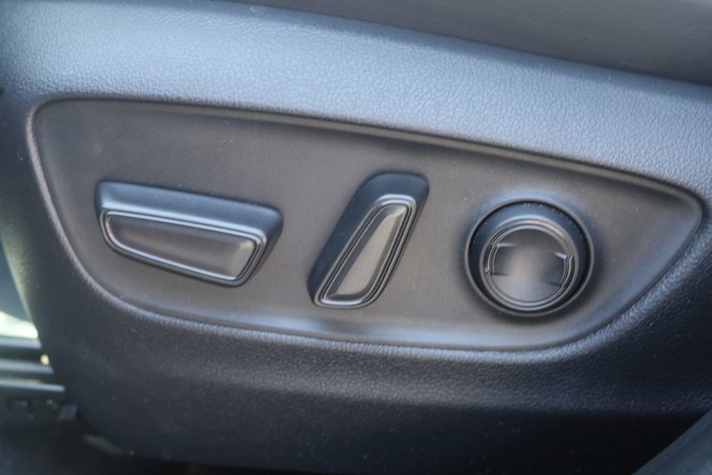 Used 2023 Toyota RAV4 XSE w/ Weather Package image 32