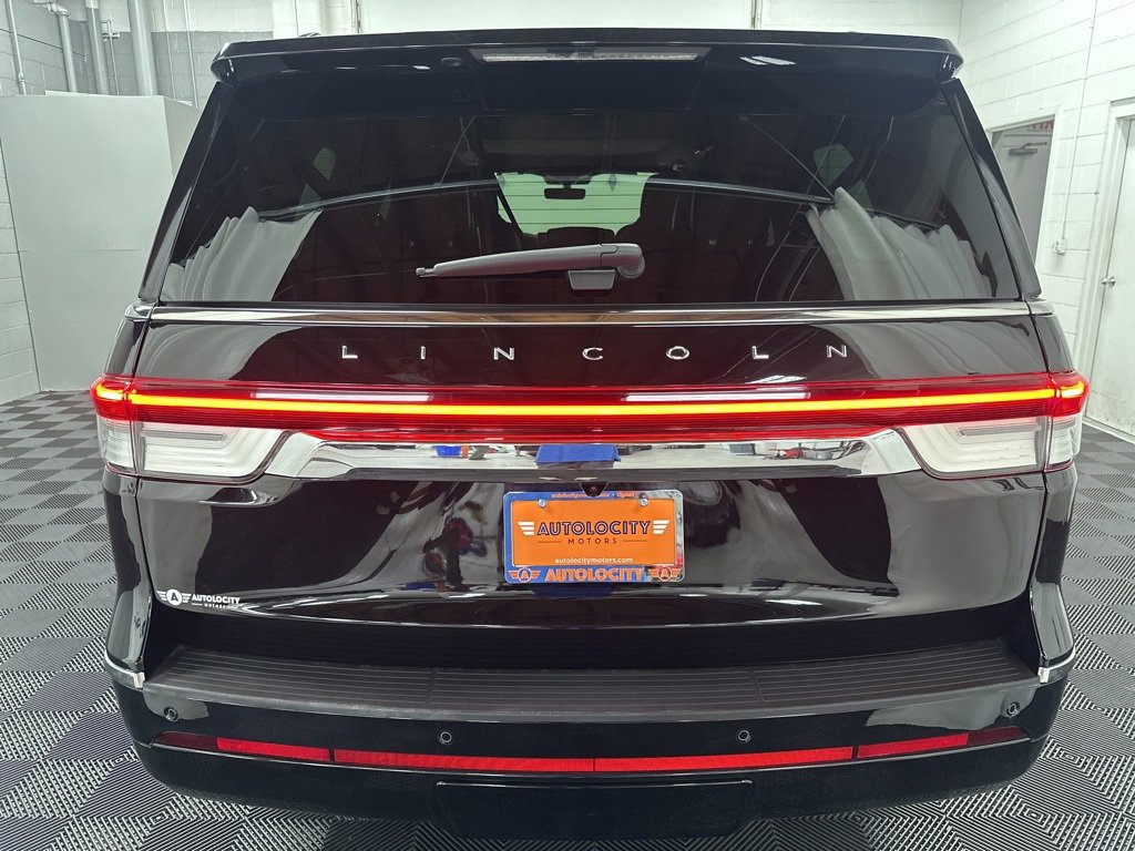 Used 2023 Lincoln Navigator L Reserve image 8