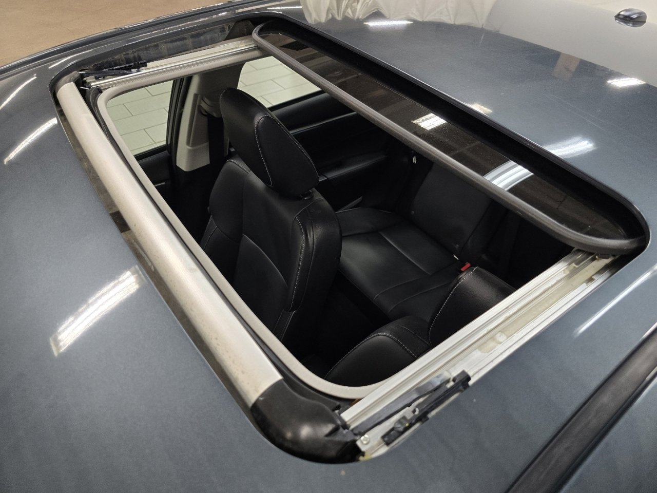 Used 2016 Toyota Corolla S Premium image 3