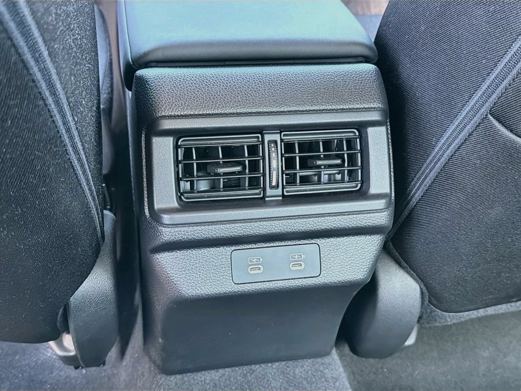 Used 2025 Honda Accord LX image 9