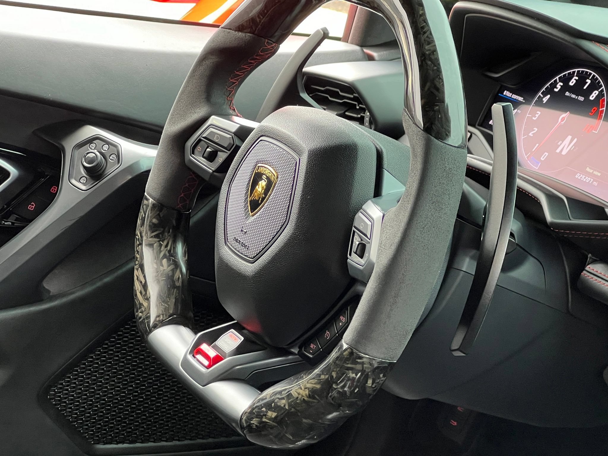 Used 2016 Lamborghini Huracan LP 580-2 RWD image 21