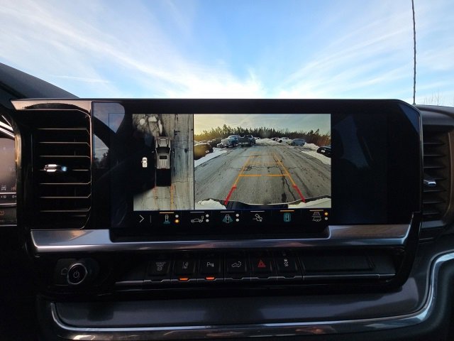 Used 2024 Chevrolet Silverado 3500 High Country image 13