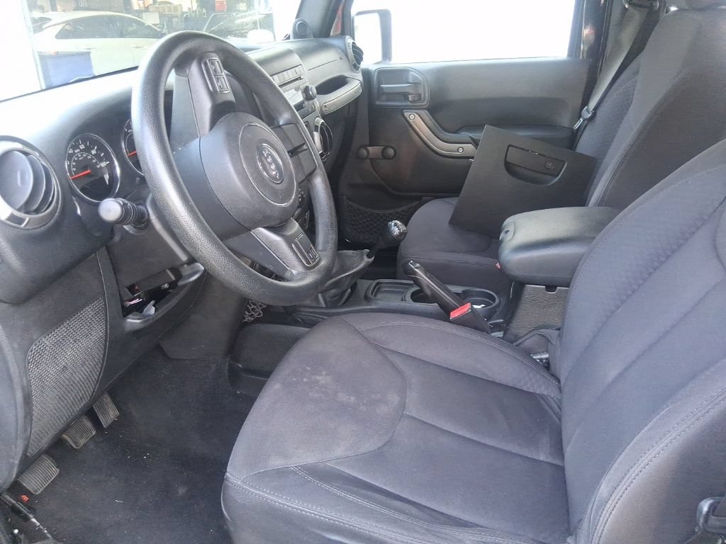 Used 2013 Jeep Wrangler Sport AWD/4WD image 8
