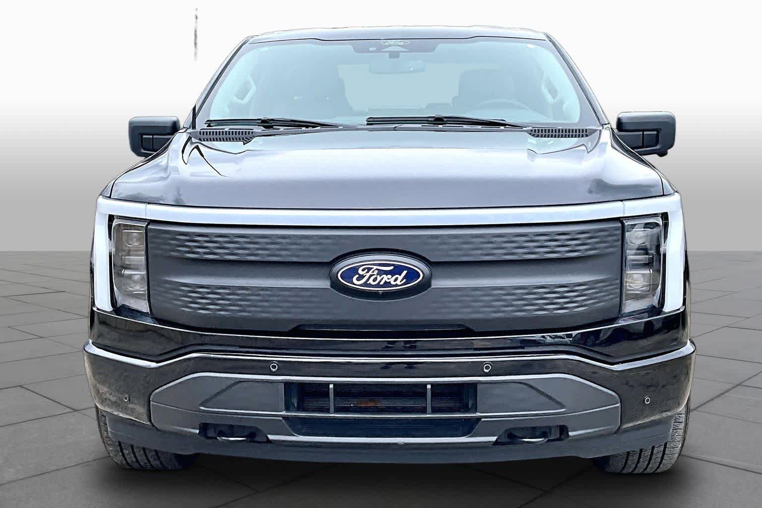 Used 2025 Ford F150 Lightning Flash AWD/4WD image 5