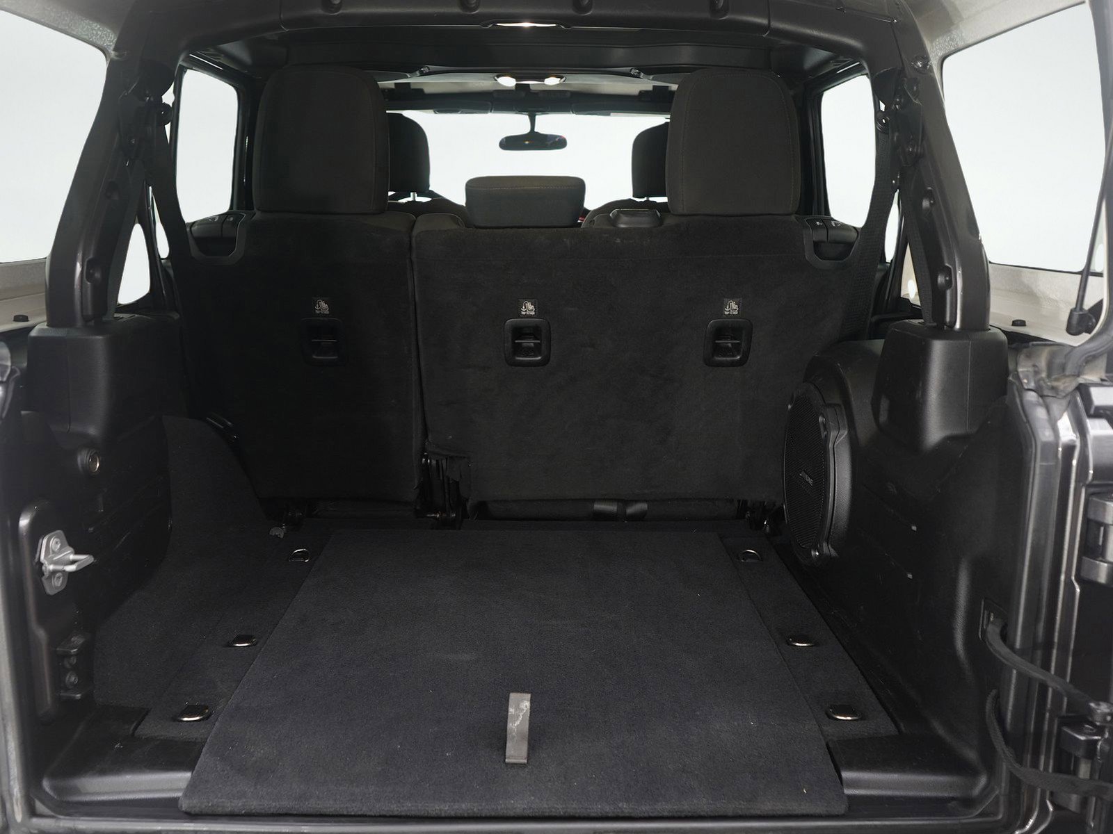 Used 2019 Jeep Wrangler Unlimited Rubicon w/ Dual Top Group image 13