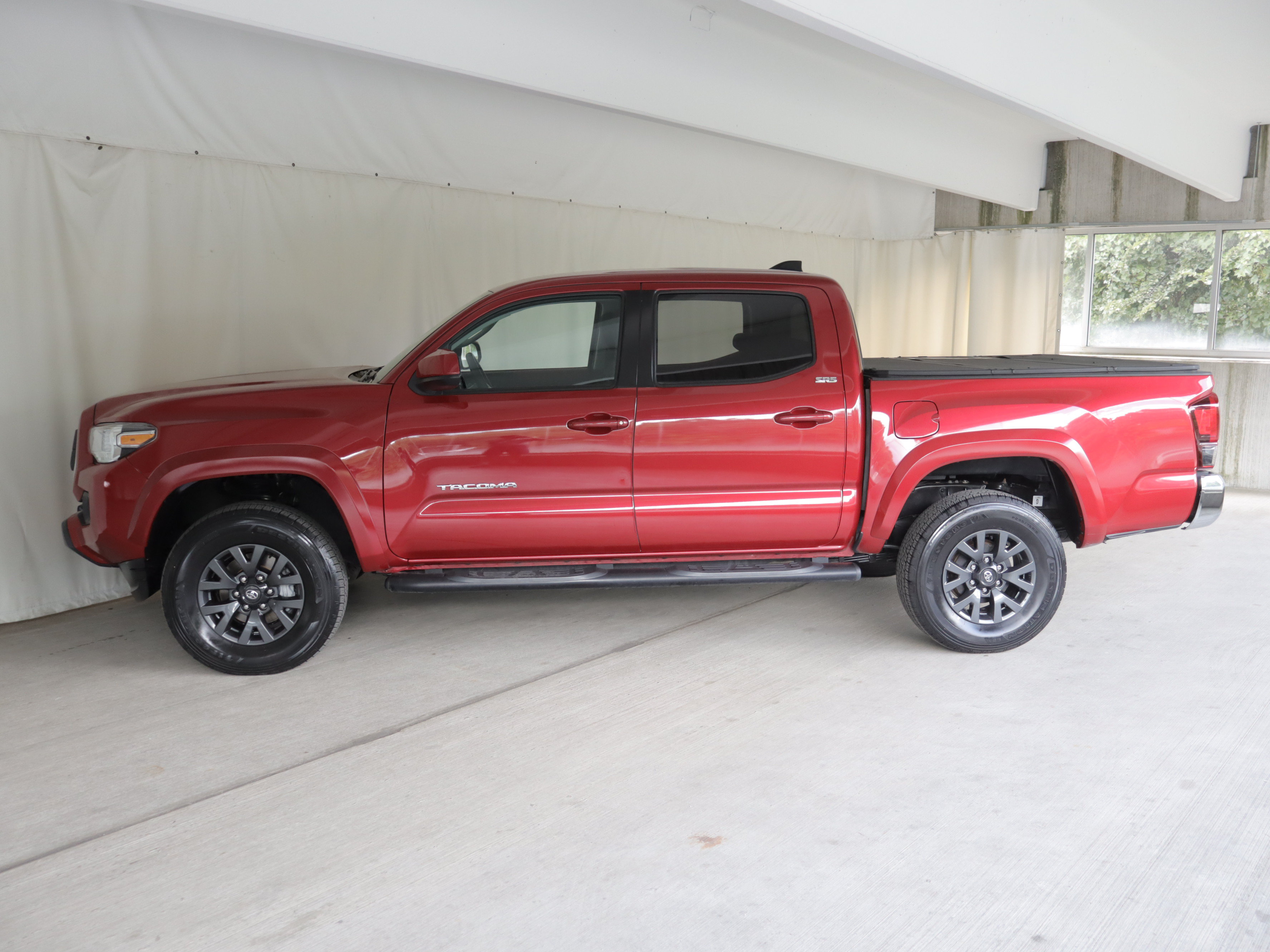 Used 2023 Toyota Tacoma SR5 AWD/4WD image 22