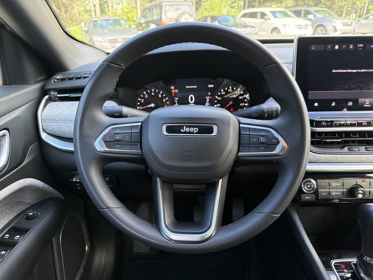 Used 2024 Jeep Compass Latitude AWD/4WD image 14
