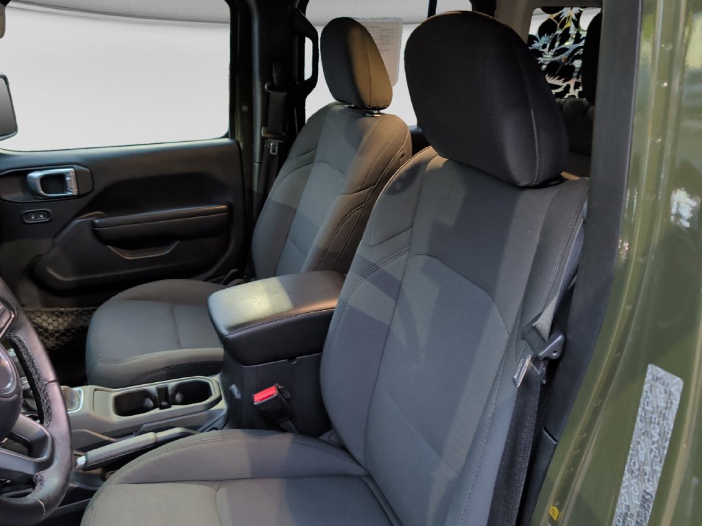 Used 2021 Jeep Wrangler Unlimited Sport AWD/4WD image 17