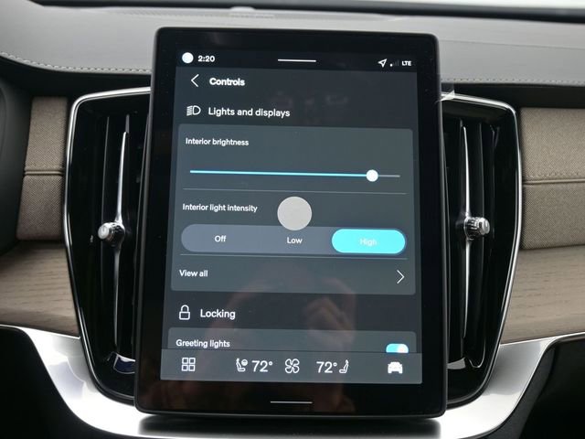 New 2026 Volvo XC90 B6 Plus w/ Protection Package Premier image 17