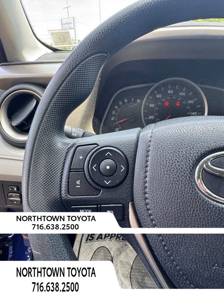 Used 2014 Toyota RAV4 LE AWD/4WD image 25