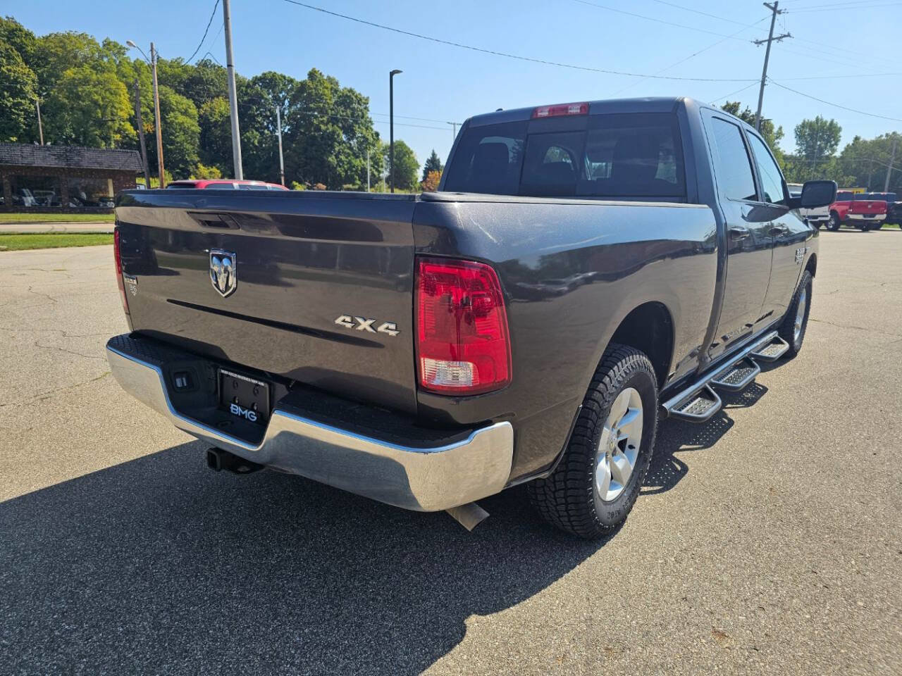 Used 2020 RAM 1500 Classic SLT image 6