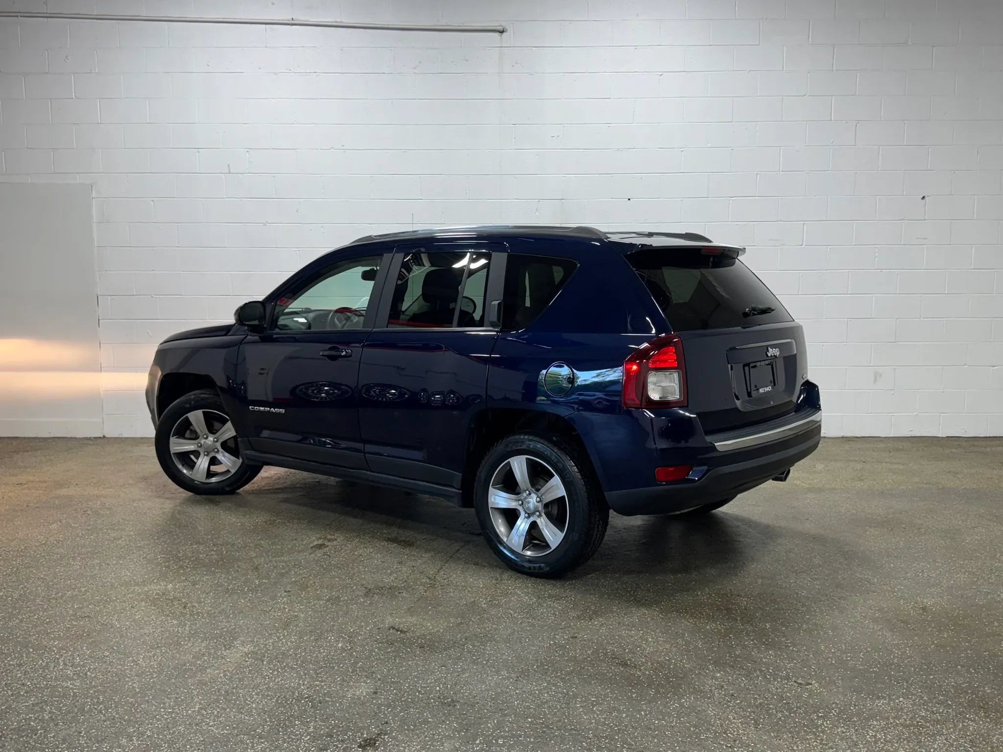 Used 2017 Jeep Compass High Altitude FWD image 5
