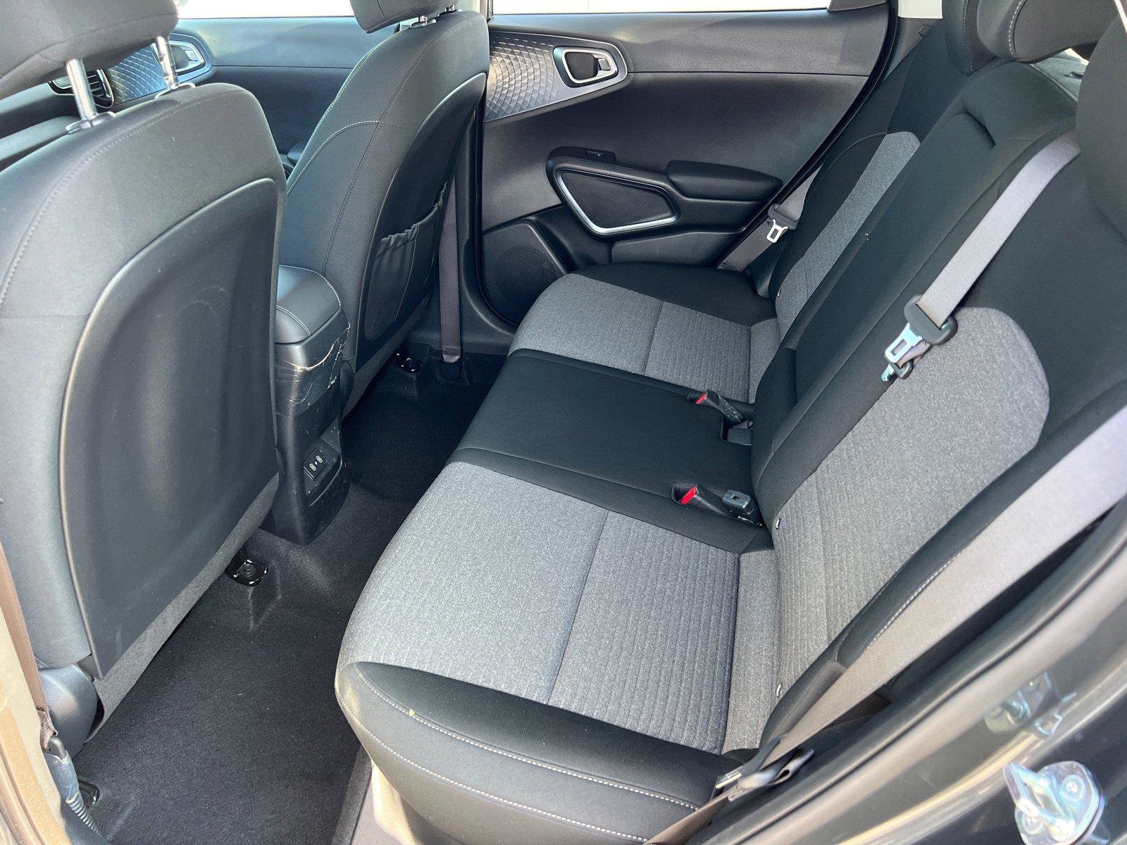Used 2025 Kia Soul EX FWD image 20