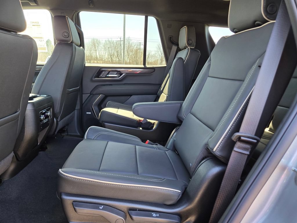 New 2026 GMC Yukon Elevation AWD/4WD image 19