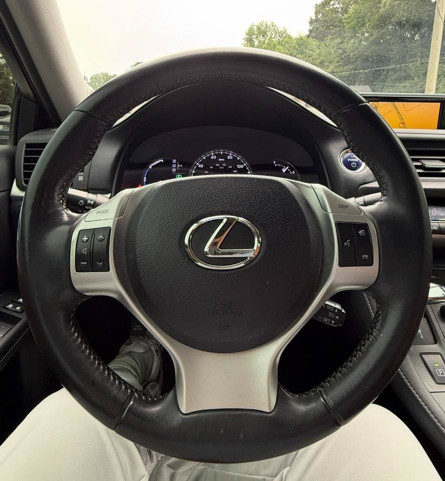 Used 2012 Lexus CT 200h Premium w/ Premium Audio Pkg FWD image 15