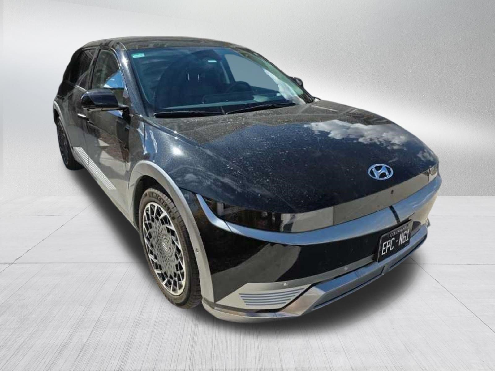 Certified 2024 Hyundai Ioniq 5 Limited AWD/4WD image 3