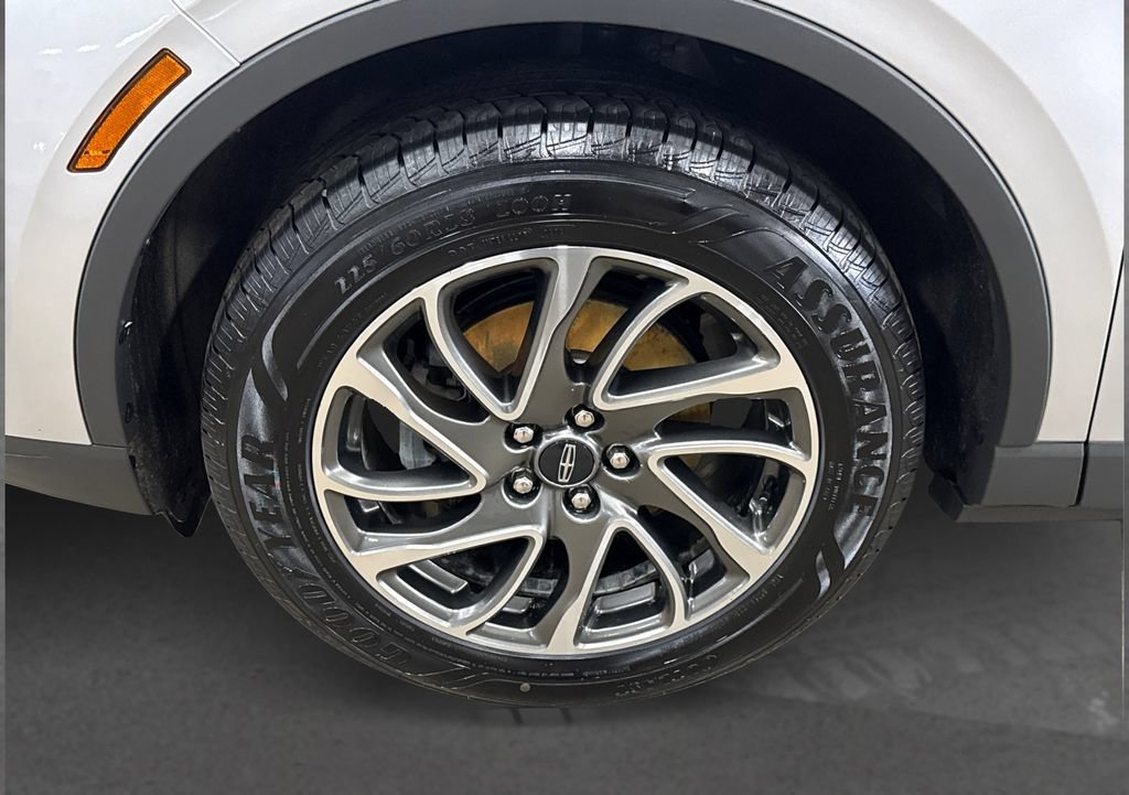 Used 2020 Lincoln Corsair AWD w/ Equipment Group 101A image 12