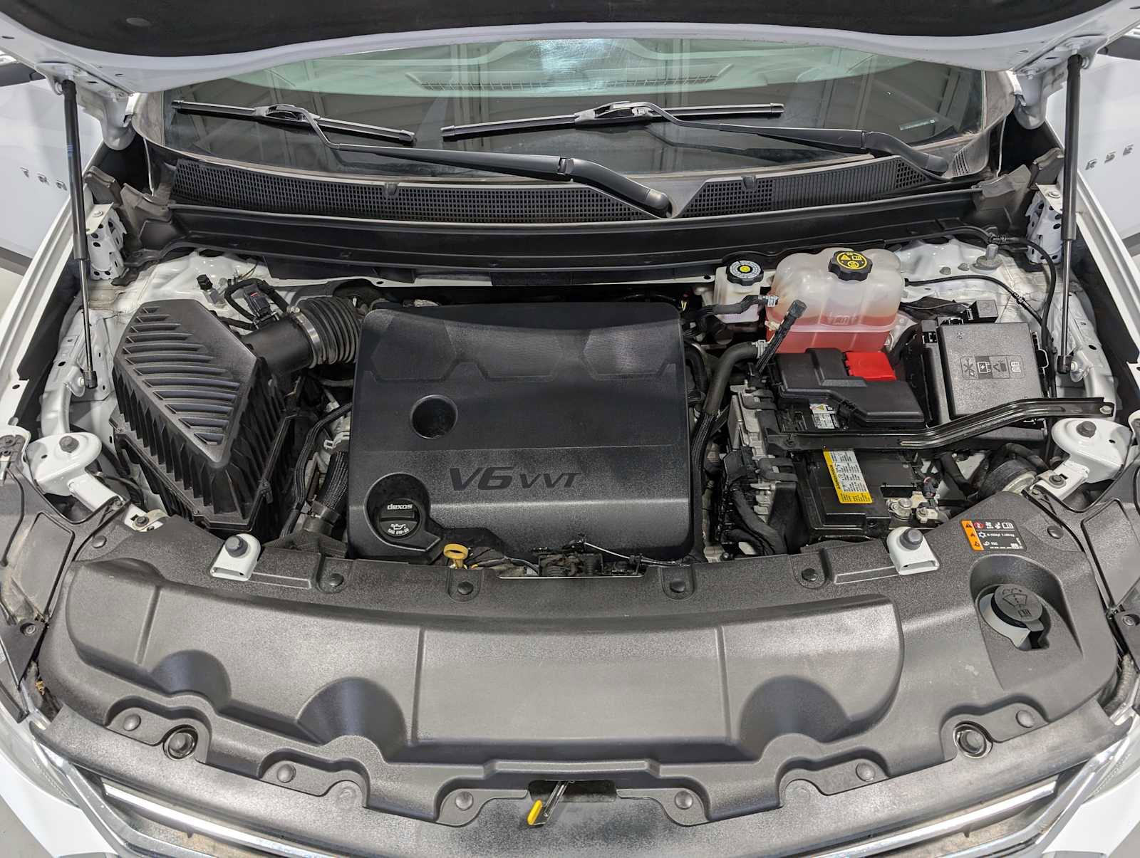 Used 2021 Chevrolet Traverse LT image 13