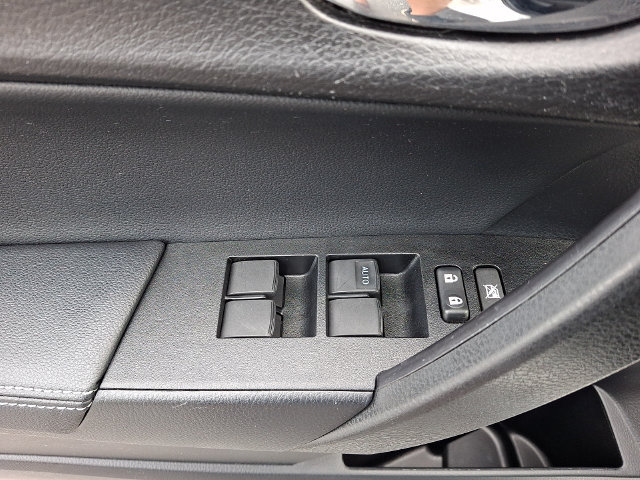 Used 2019 Toyota Corolla SE FWD image 21