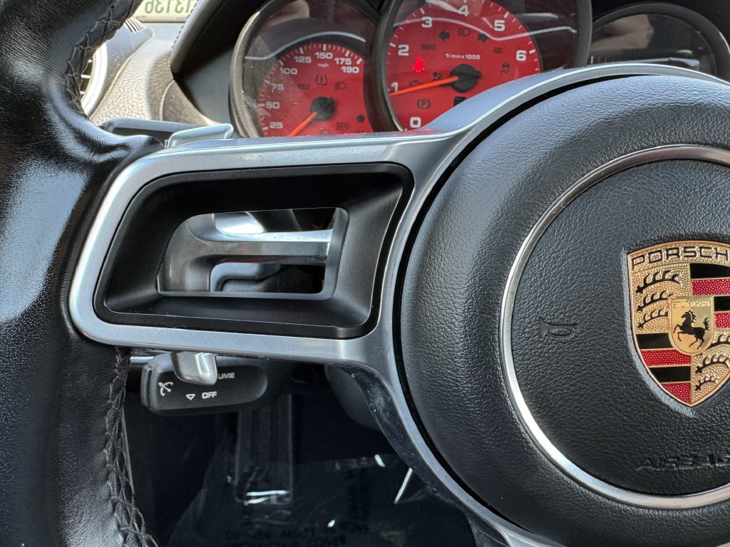 Used 2023 Porsche 718 Boxster S RWD image 29