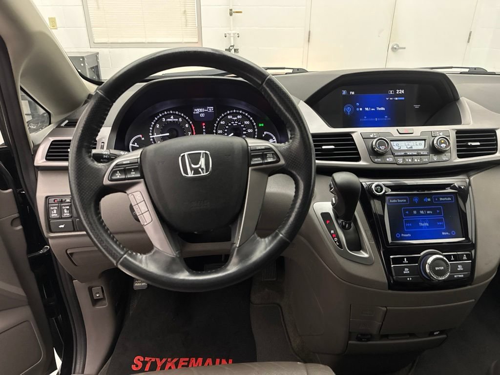 Used 2017 Honda Odyssey EX-L image 12