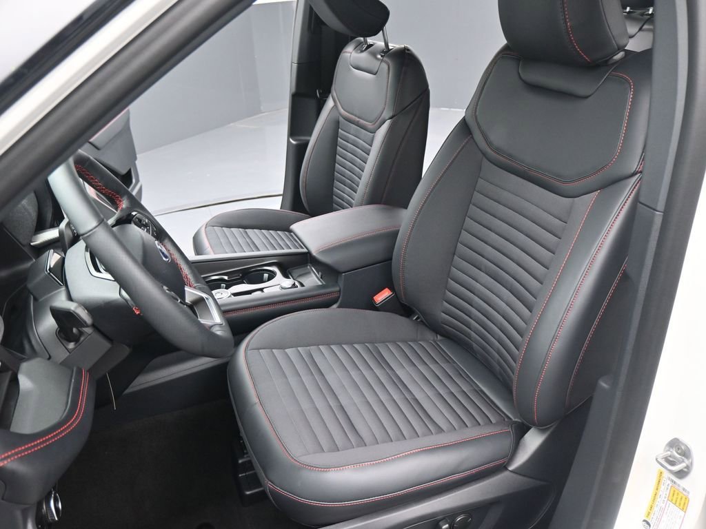 New 2026 Ford Explorer ST-Line w/ ST-Line Street Pack image 12