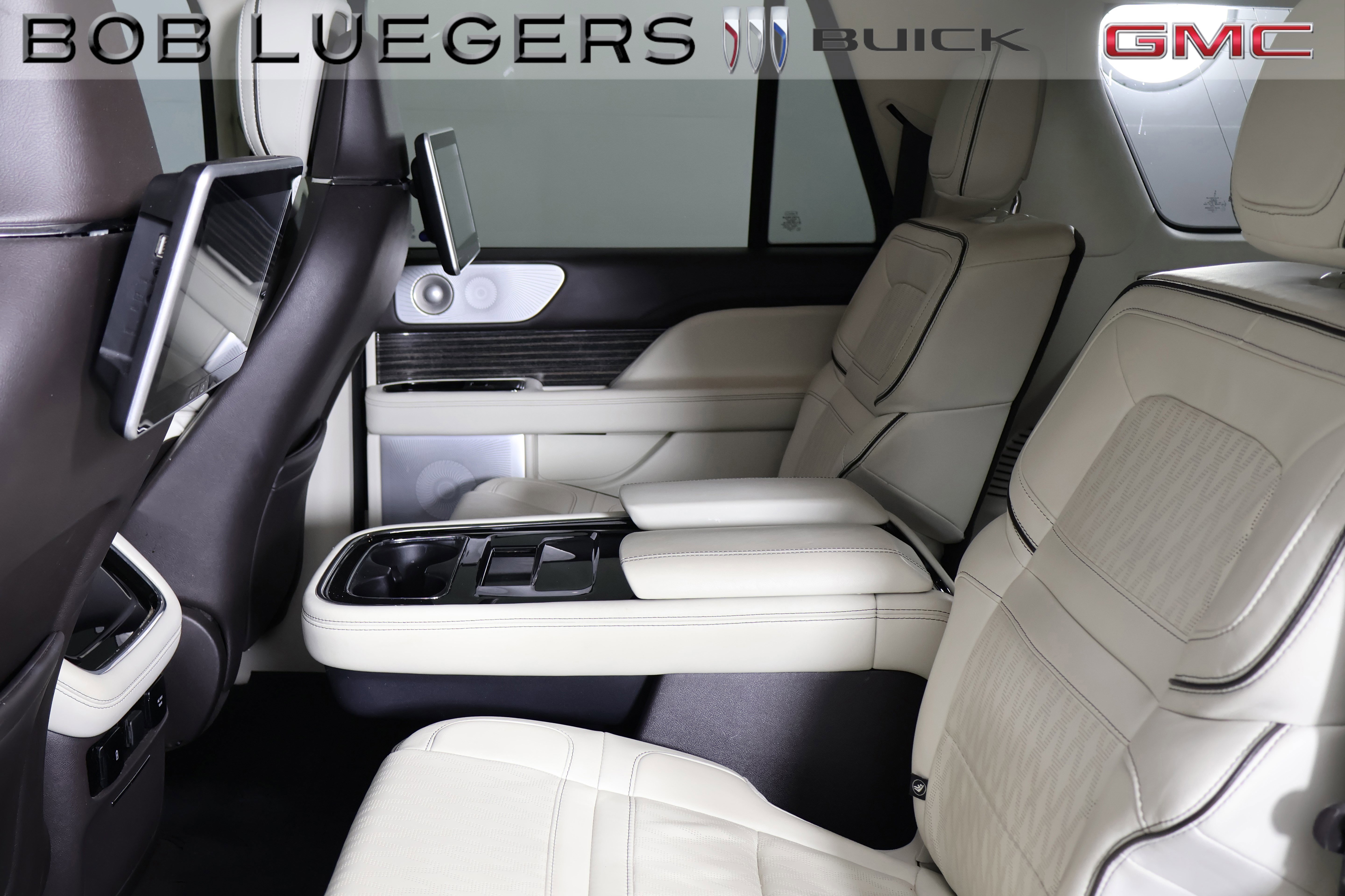 Used 2023 Lincoln Navigator L Black Label AWD/4WD image 22