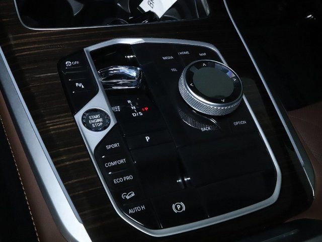 Used 2025 BMW X5 M60i AWD/4WD image 29