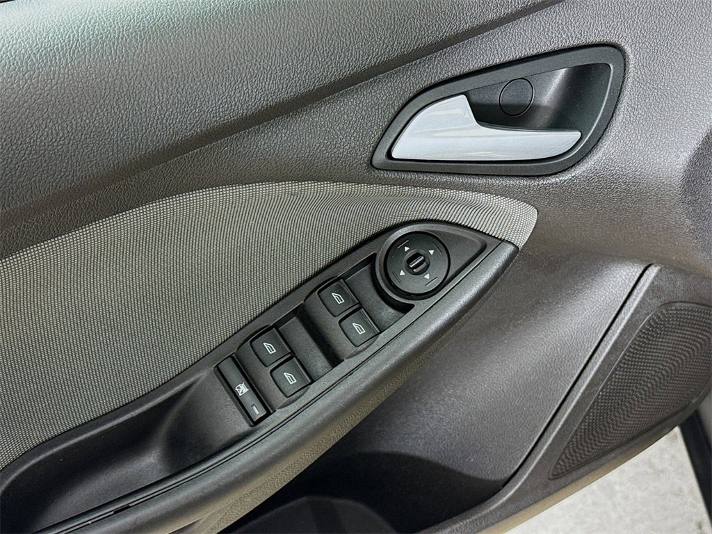 Used 2014 Ford Focus SE image 19
