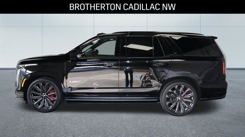 Used 2025 Cadillac Escalade V AWD/4WD image 2